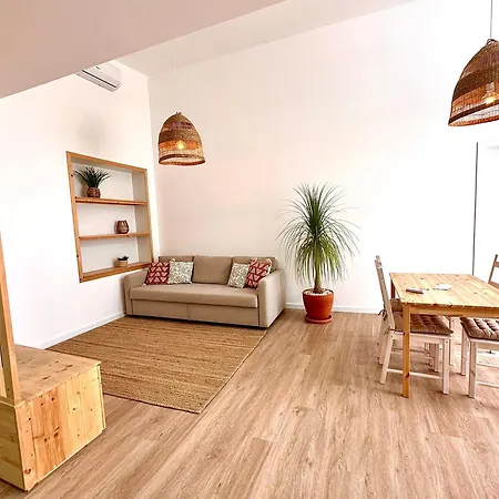 Uptown * Horta (Azores)